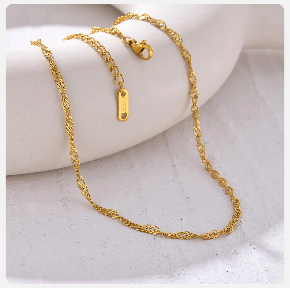 Vnox Persönlichkeit gedrehte kubanische Gliederketten-Halsketten, Damen-Halsband aus vergoldetem PVD-Edelstahl, verstellbarer Kragen – Detail 6