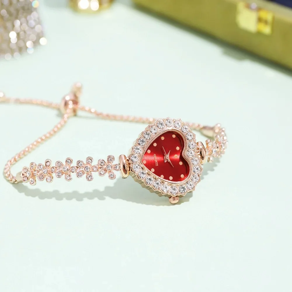 Women Watches Heart Shape Small Dial Women's Bracelet Watch Quartz Wristwatch Retractable Chain Strap Watch