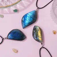 Pierre artisanale en Labradorite naturelle, pierre brute, polissage, forme géométrique, cristal, pierre d'entraînement naturelle exquise 2