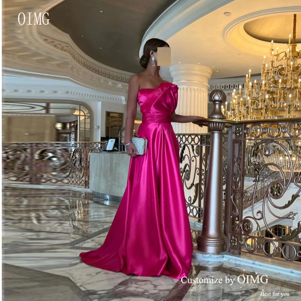 

OIMG Fuschia Simple Satin Prom Dresses Strapless Pleats Floor Length Saudi Arabic Women Formal Evening Gowns Long Party Dress