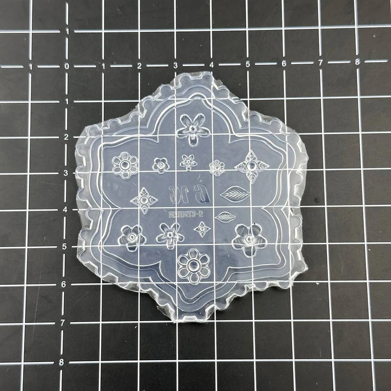 새로운 3D 실리콘 꽃 잎 나비 디자인 네일 아트 조각 템플릿 네일 몰드 매니큐어 도구 장식 선물