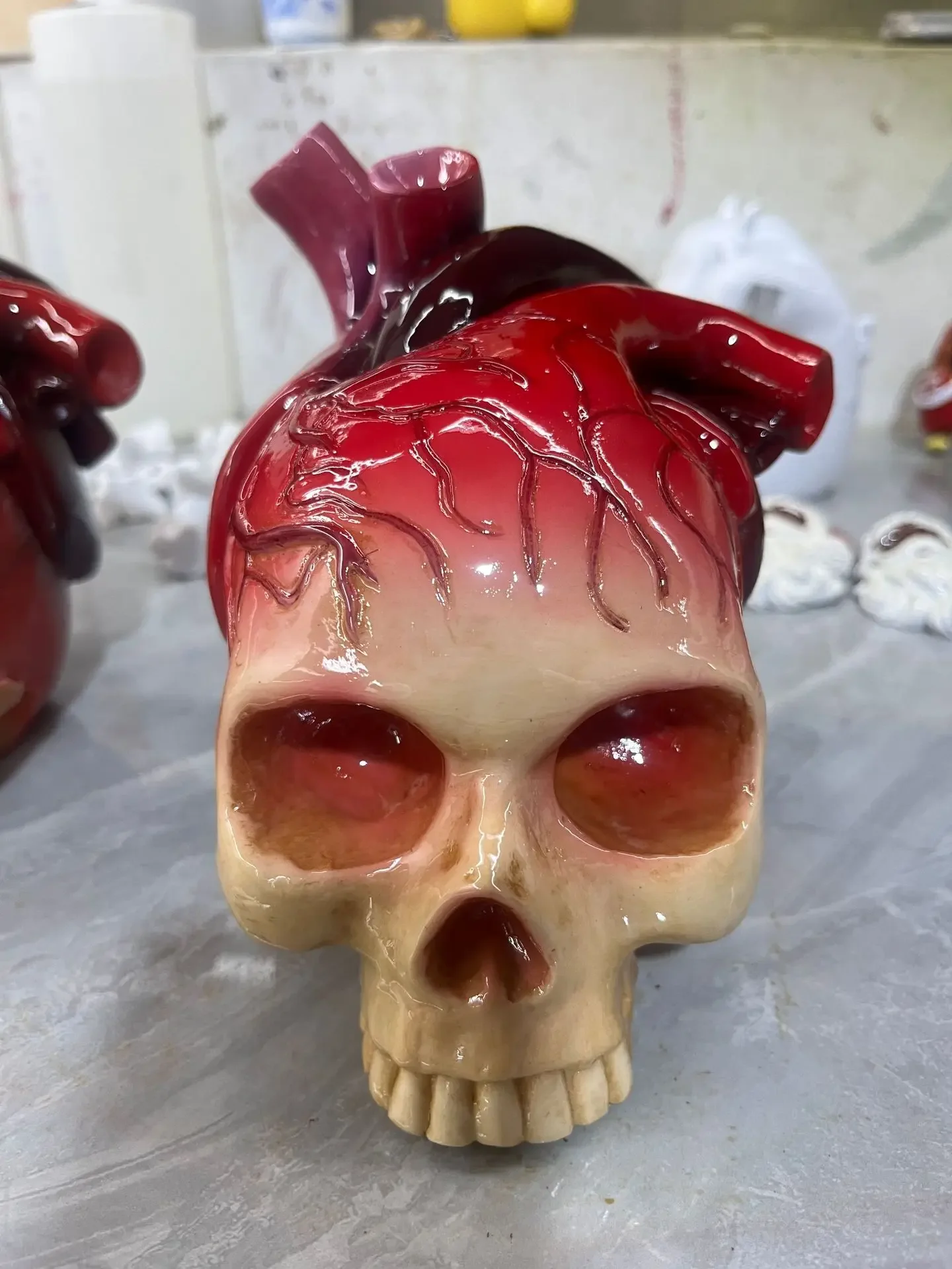 The Tell-Tale Heart Skull Heart of Skulls Desk Topper Decoration Skull Heart Craft Ornament Skeleton Skull with Blood Vessels