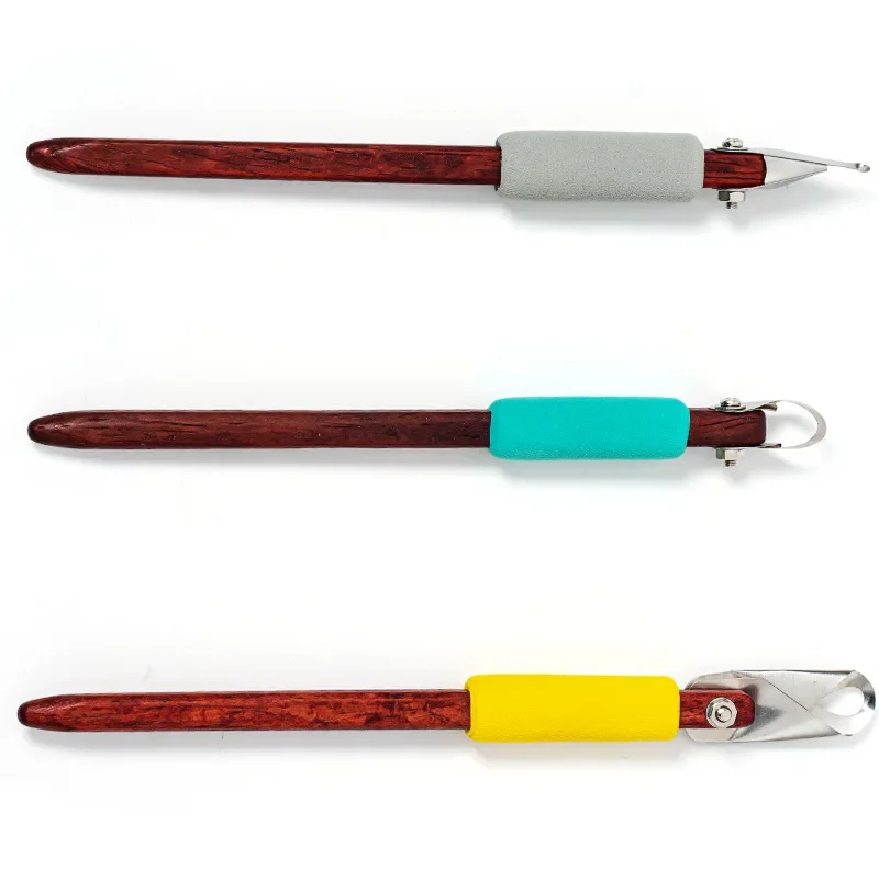 Ergonomic Ring-Handle Design Artisan Red Rosewood Pottery Scraper Tool for DIY Ceramic Sculpting, Texture Carving & Detailing