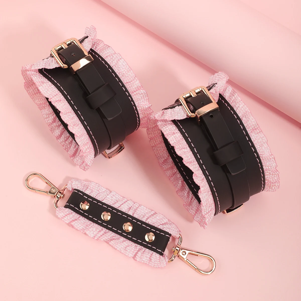 Six-piece roleplay set with soft cuffs, collar detail, and chain styling Bondage Restraint Set