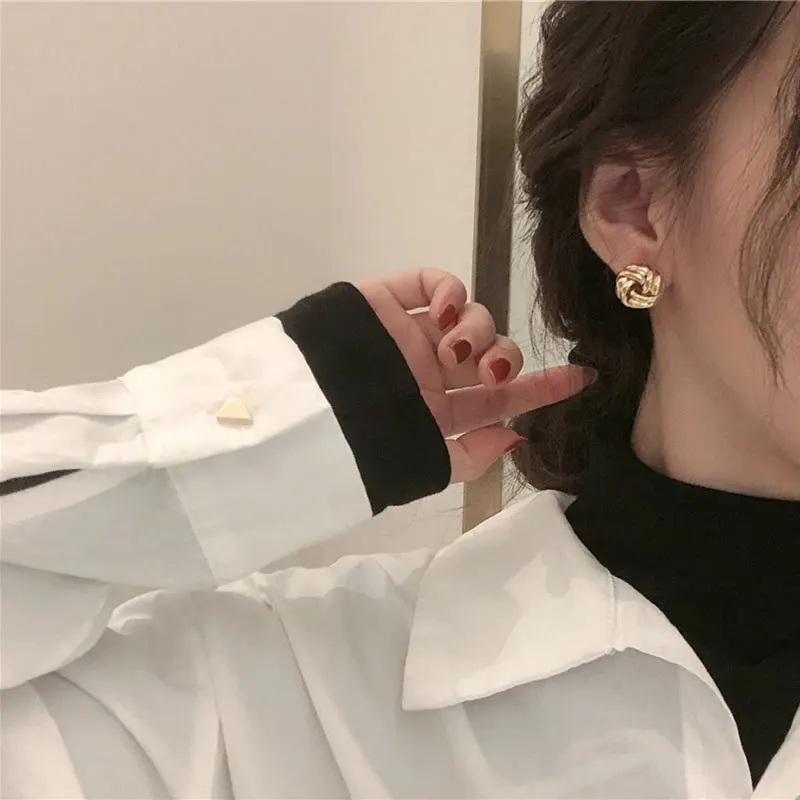 New Hiphop Punk Metal Twist Knit Knot Ball Stud Earring for Women Gold Color Female Twine Ear Jewelry Christmas Gift Brincos