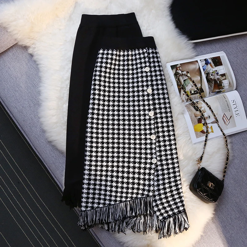 

Plaid Woolen Knitted Halfskirt Women's 2023 Autumn/Winter Fashion Tassel Wrap Hip Skirt Mid length High Waist A-line Long Skirt