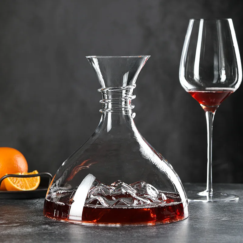 

Iceberg decanter Luxury and high-end household fast decanterCreative crystal glass red wine decanter