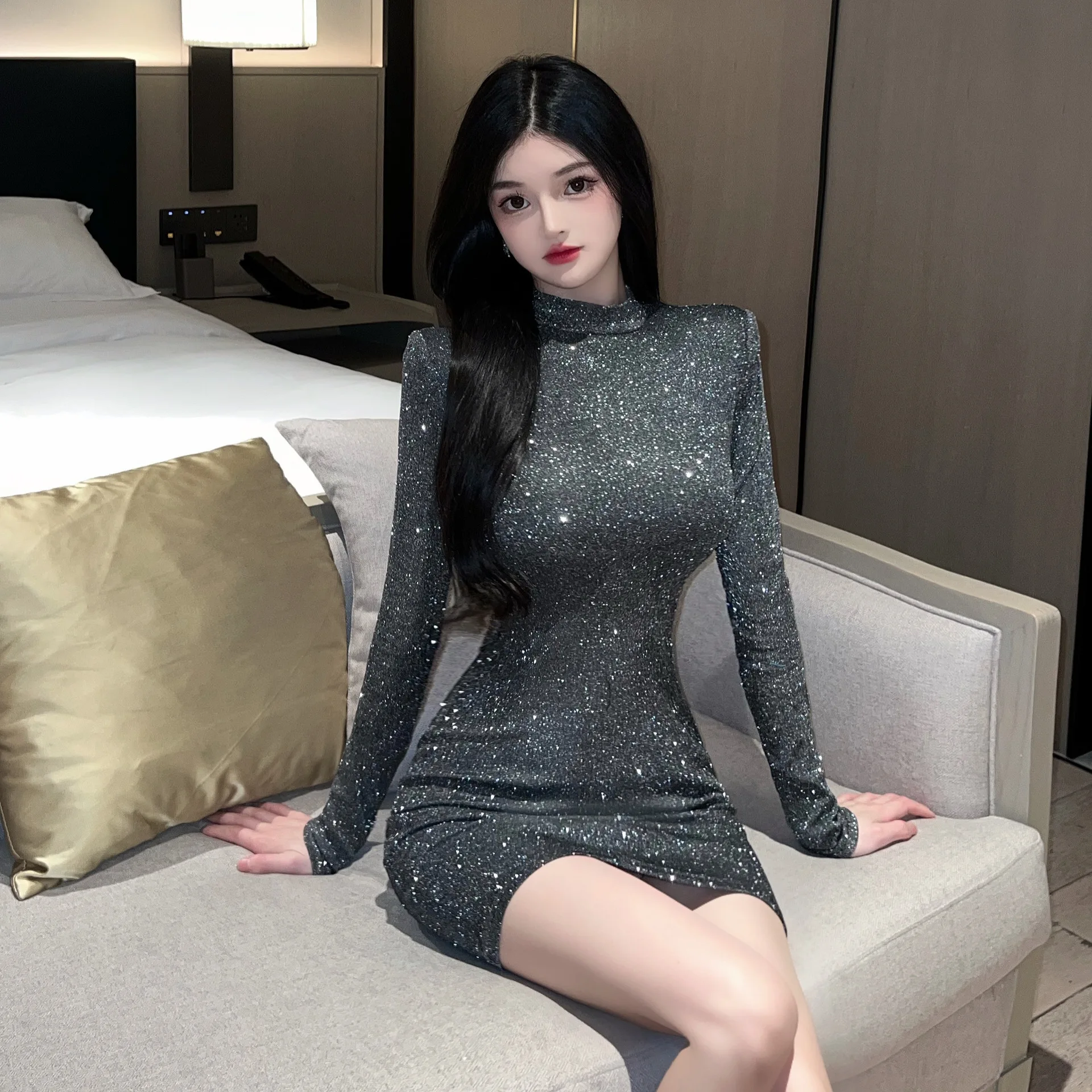 

Sexy backless imitation diamond chain slim long-sleeved buttock dress Sheath Hip skirt
