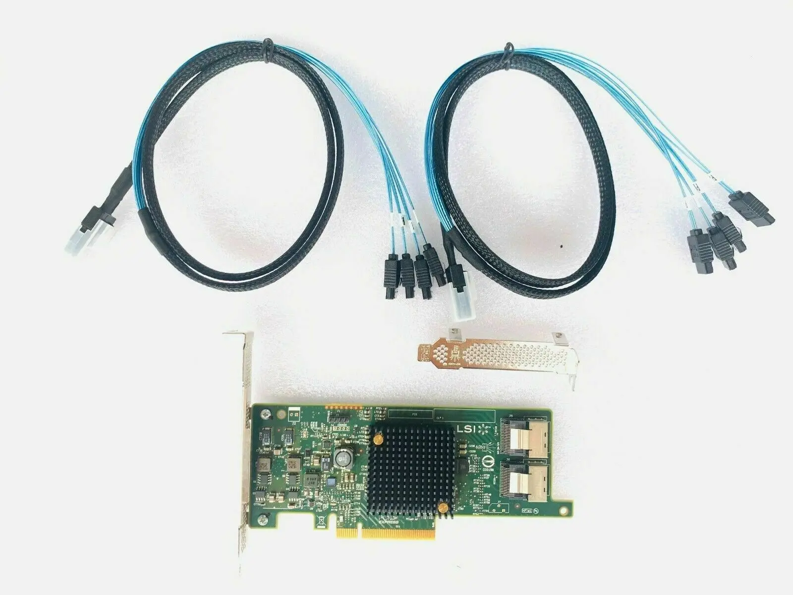 Фото LSI 9207-8i 6Gbs SAS HBA P20 IT-режим для ZFS frenas unRAID + 2*8087 SATA-кабель №3