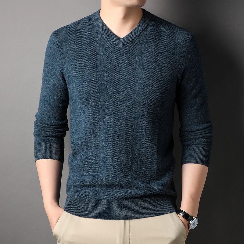 

Мужской свитер в полоску, с длинным рукавом и V-образным вырезом