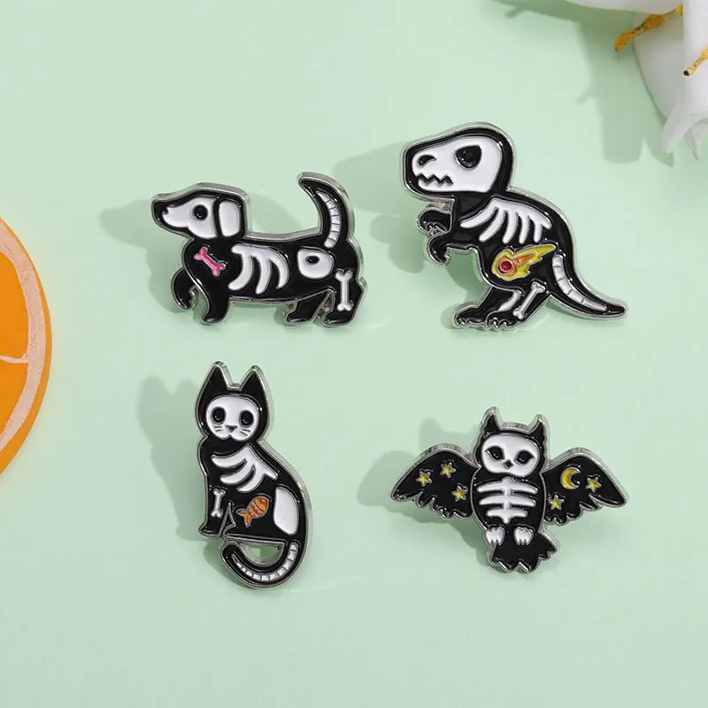 Insignia de esqueleto de Animal esmaltado, insignia de dinosaurio personalizada para perro, búho, solapa Artificial, insignia Artificial de sangre de gato, regalo para amigos, 4-6 Uds.