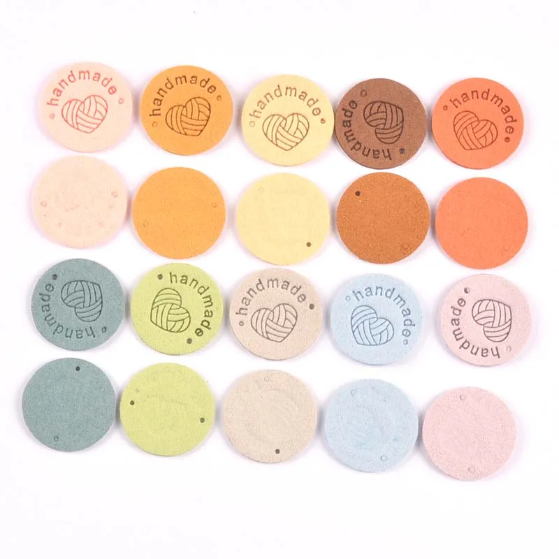 Garment Labels 20Pcs 2.5cm Round PU Cloth Handmade Embossed Tags DIY Flag For Garment Sewing Accessories