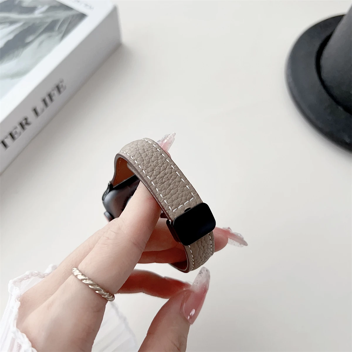 Cinturino orologio in pelle pu alla moda per tutte le serie smartwatch_voghion.com