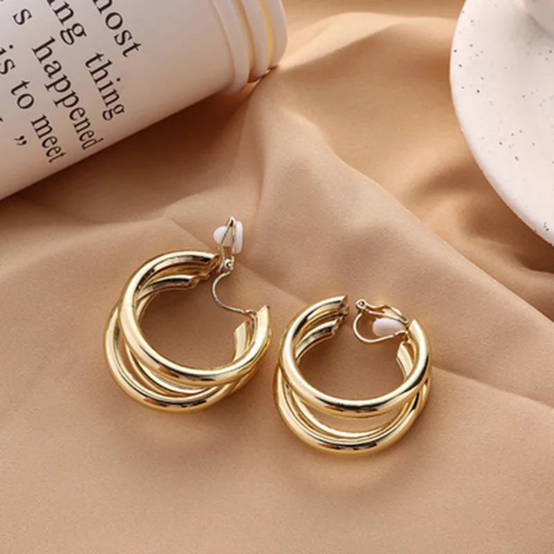 Fashion Geometric Round Hoop Clip on Earrings for Women Non Pierced Round Ear Clips Punk Vintage Jewelry ear clip earrings,clip earrings,ear clip,hoop earrings,ear accessories