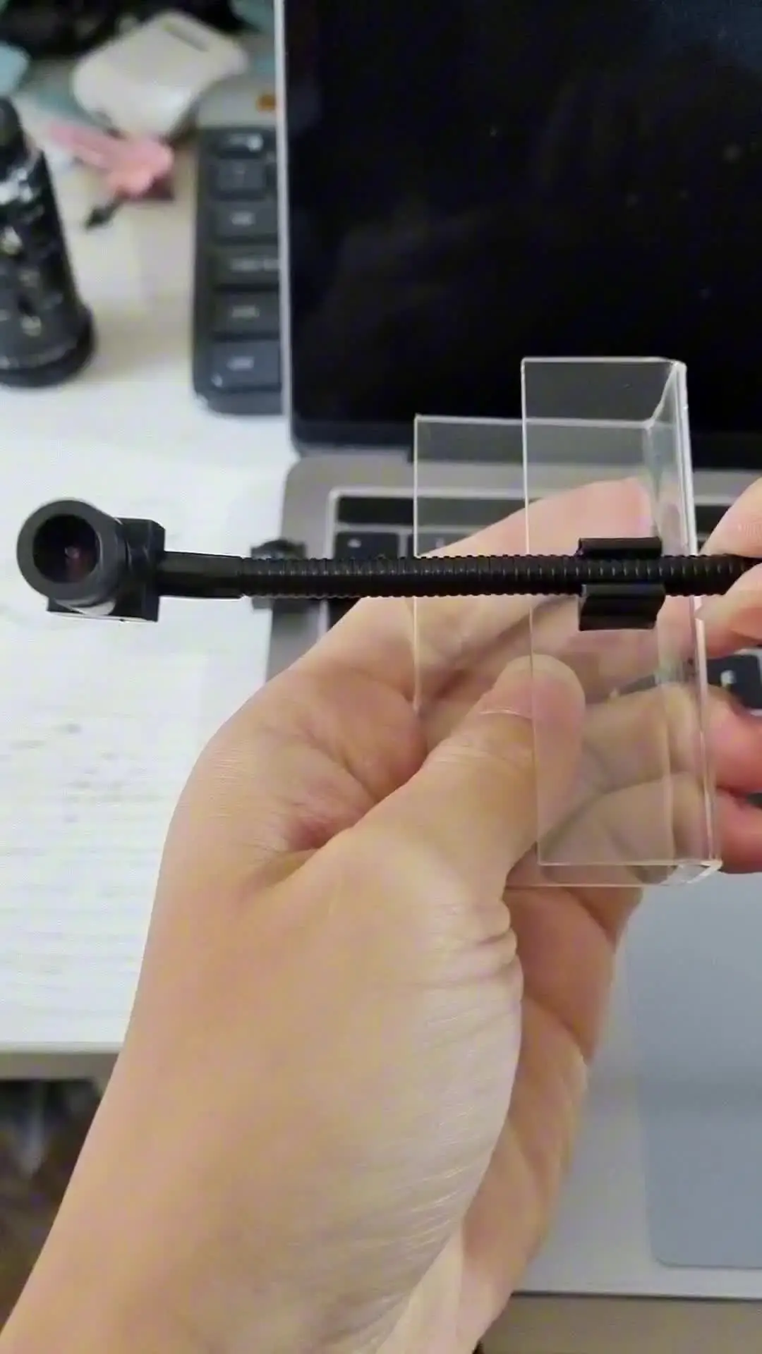 bestyks Webcam 1080P con Microfono, Web Camera PC con Correzione Automatica della Luce
