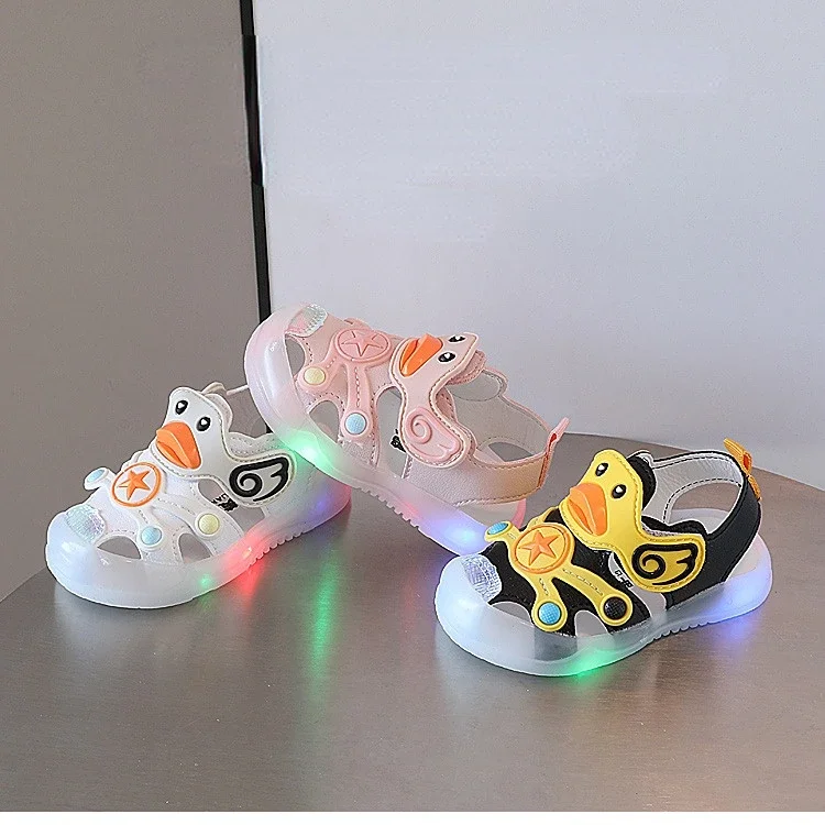 Sandals Kids Shoe Colorful Boys Girls with Light on Kids Sandals Soft Soled Casual Style Shoe Sneakers kids shoes,children sandals,kids sandals