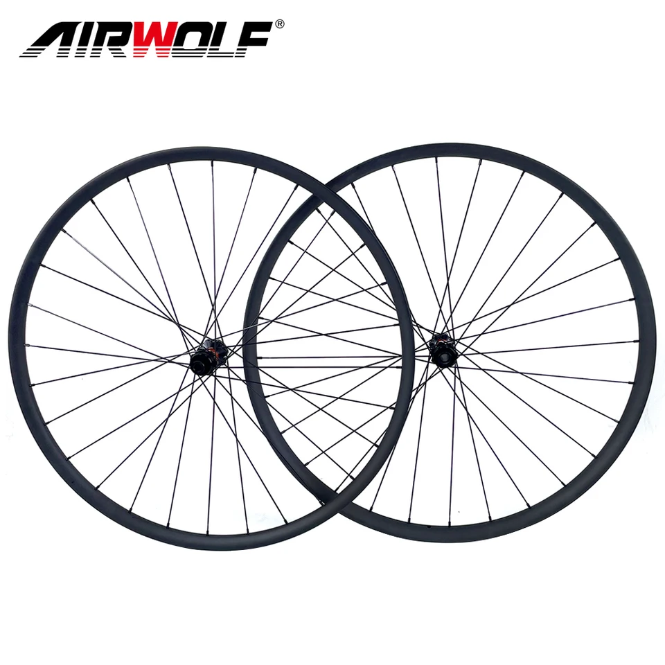 Jeu de roues VTT carbone AIRWOLF 1200 g 29er Boost VTT 54T DT240 Sapim Jeu de roues VTT carbone AIRWOLF 1200 g 29er Boost VTT 54T DT240 Sapim
