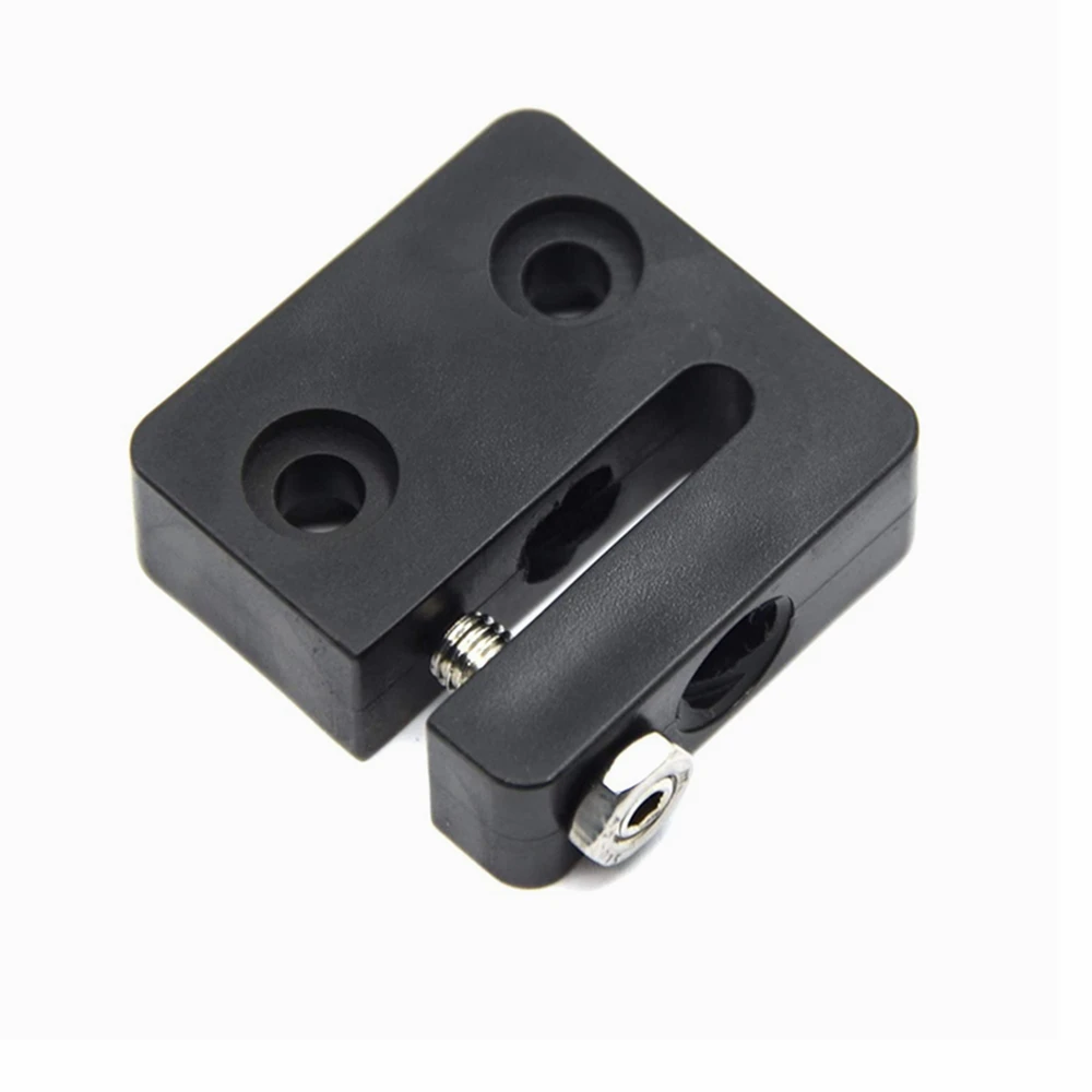 

Anti-Backlash Nut 8mm Diameter Lead Screw Nut Lead Screw Moves 2mm Pitch 8mm Lead or CNC and 3D Printer