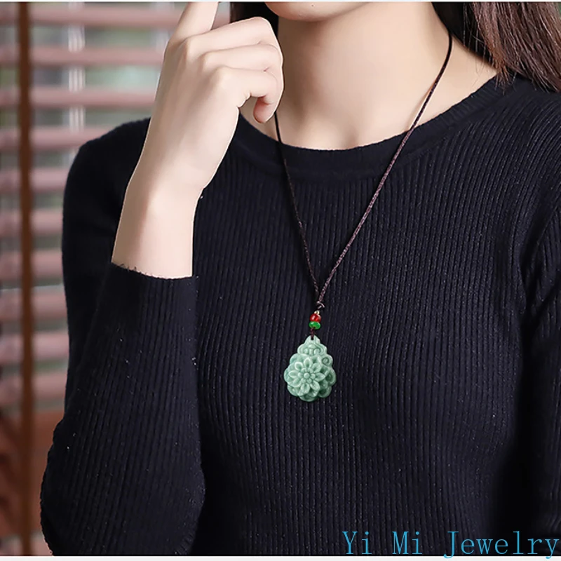 Natural A-grade Jade Rose Pendant Green Bean Seed Pendant Sweater Chain Necklace Jade Stone Jewelry Accessories