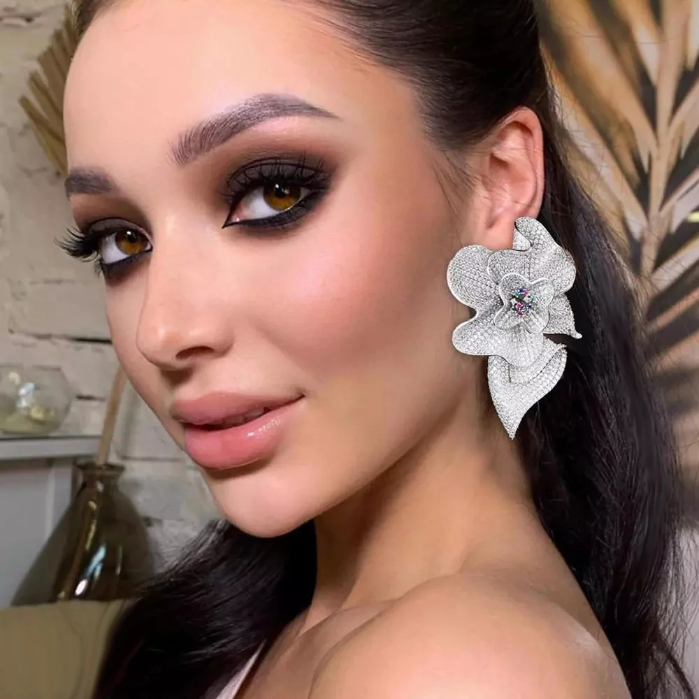 Soramoore Big Flower Blossom Cubic Zirconia Drop Earrings for Women Fashion Engagement Party Jewelry pendientes mujer moda