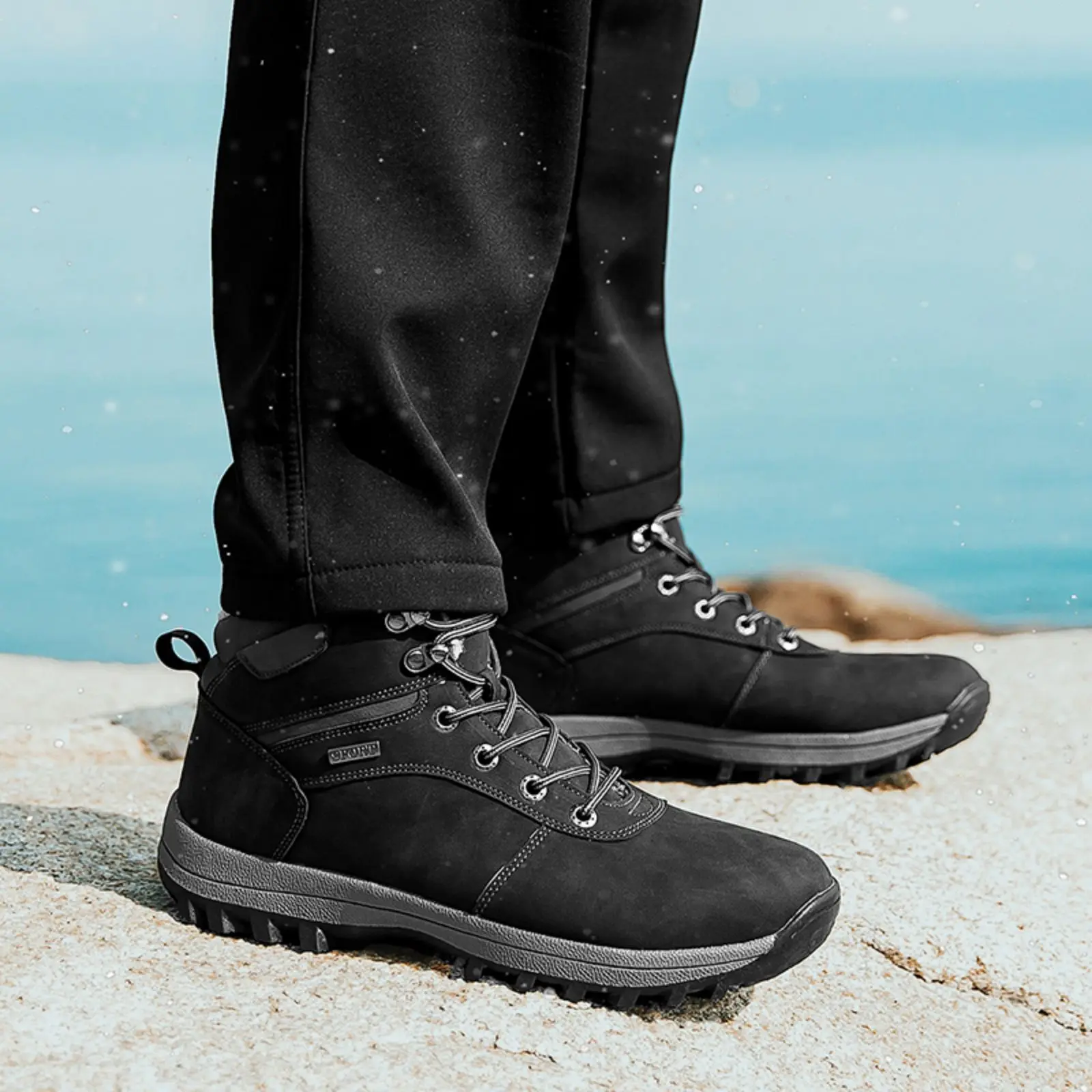 Hiking shoes Snow boots Men's Hiking Shoes Winter Outdoor Snow Boots Imitation Leather PU Upper Waterproof Non-slip Sole Warm Short Velvet Lnside