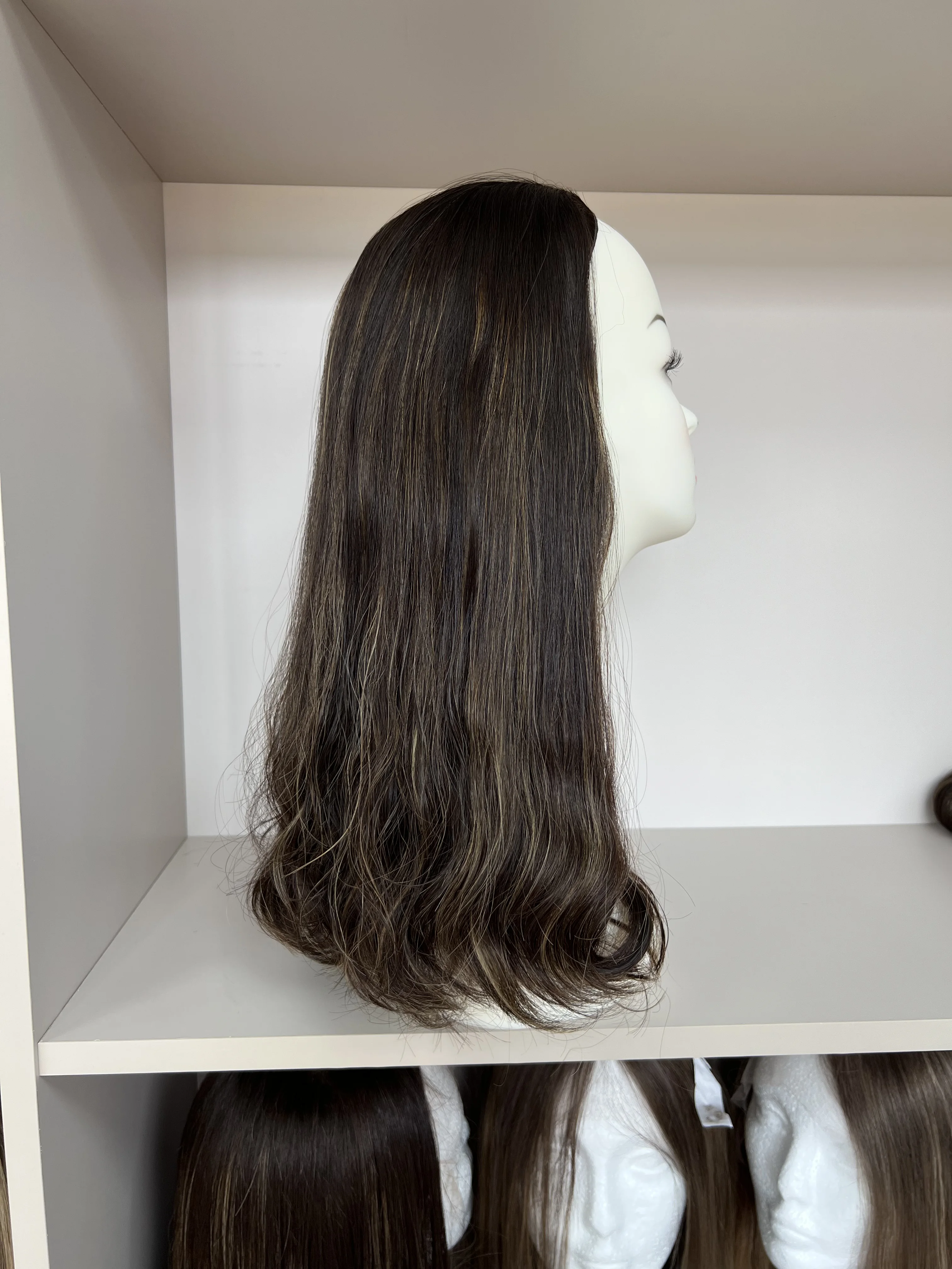 Рисунок 2 - Европейские натуральные волосы