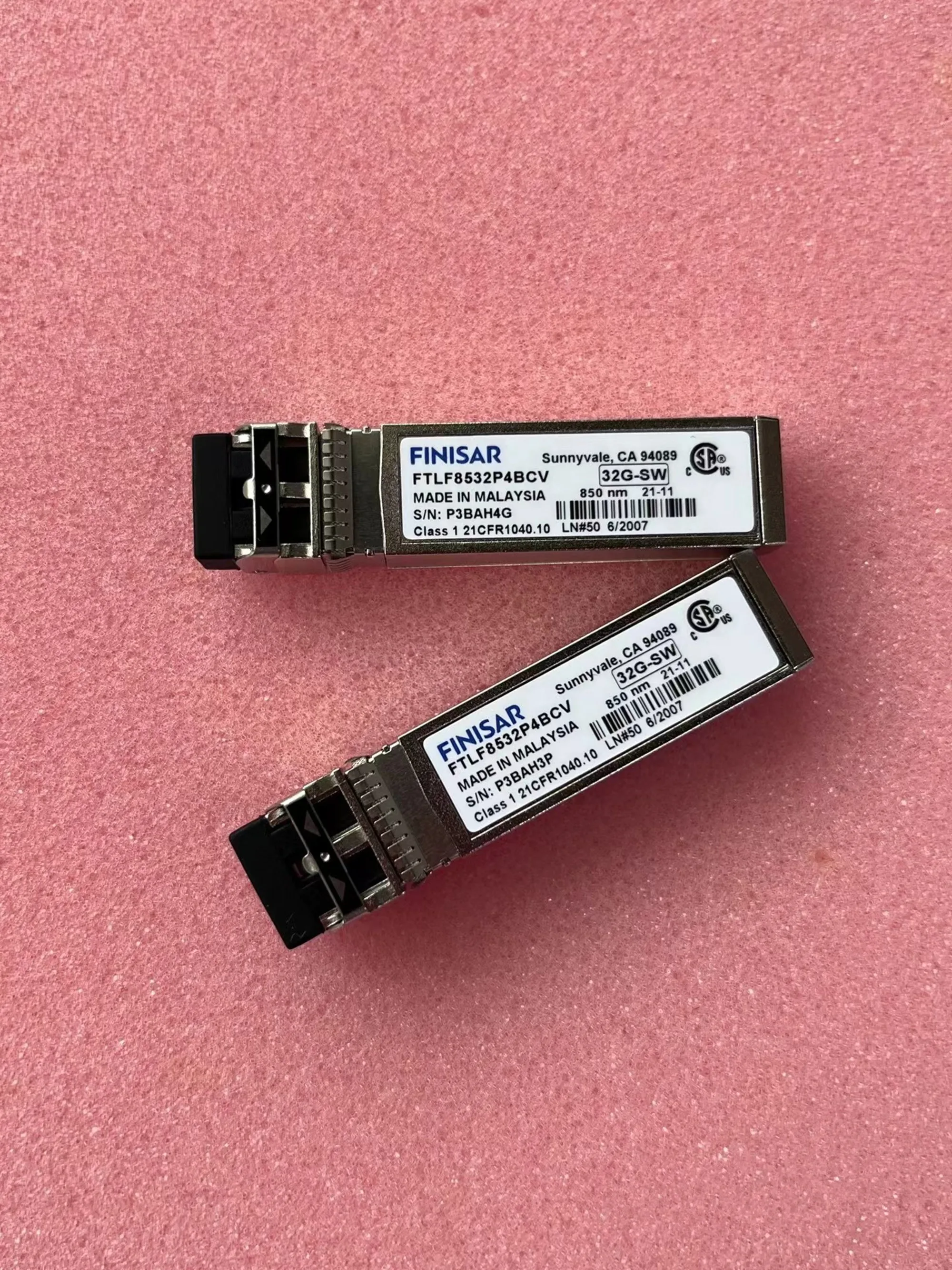 

FINISAR 32G SFP Transceiver FTLF8532P4BCV 850nm Multimode LC SFP28 32GB Fiber Module