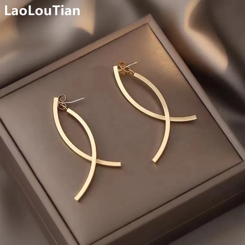 멋진 여성용 하트 귀걸이, 펑크 쥬얼리, 소녀 우정 선물 액세서리, 패션 9 2023 여성용 광택 물고기 모양 드롭 귀걸이, 크리에이티브 크로스 롱 태슬 귀걸이, 패션 주얼리, 소녀 선물, 새로운 디자인