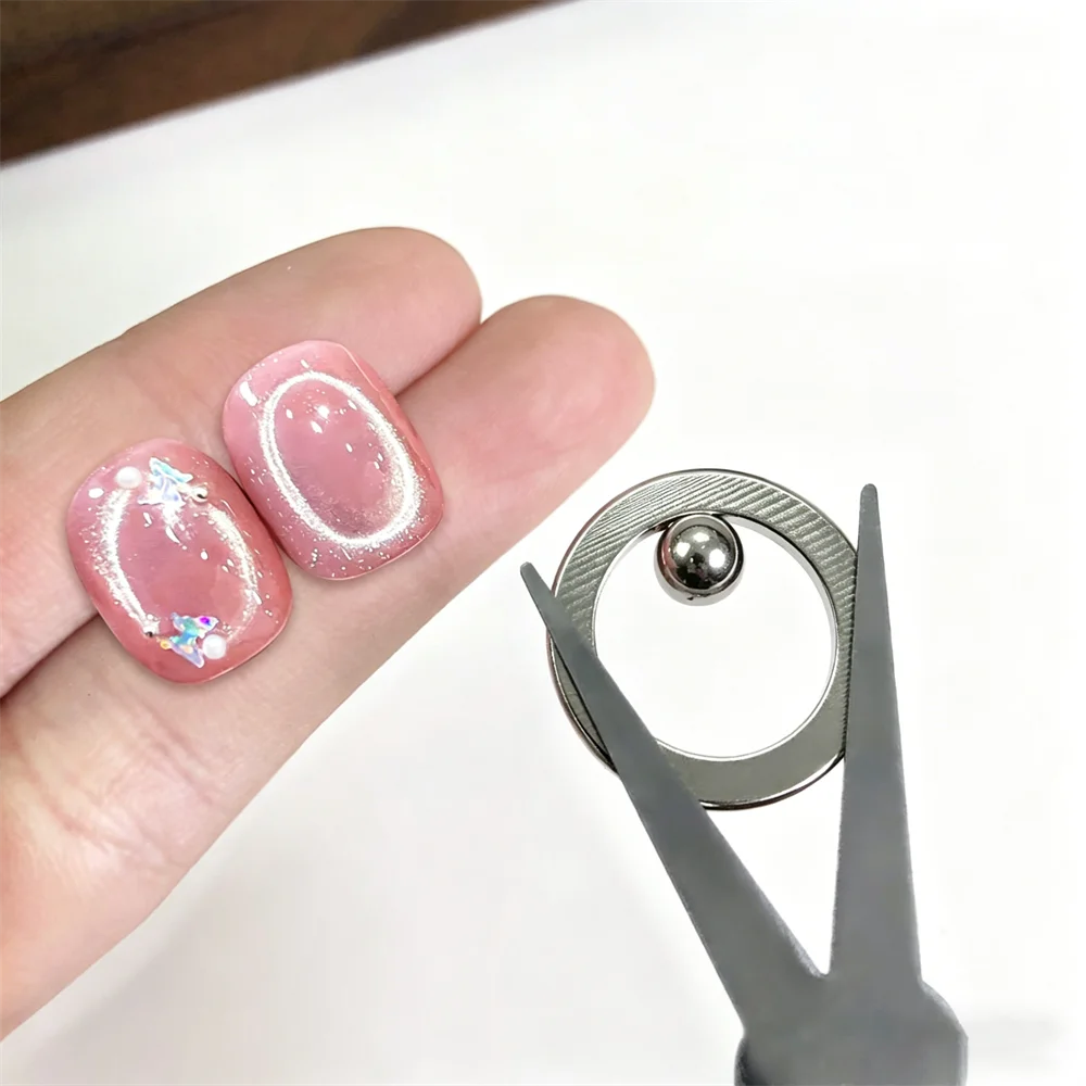 Outil magnétique cat eye pour manucure et nail art 3d_voghion.com