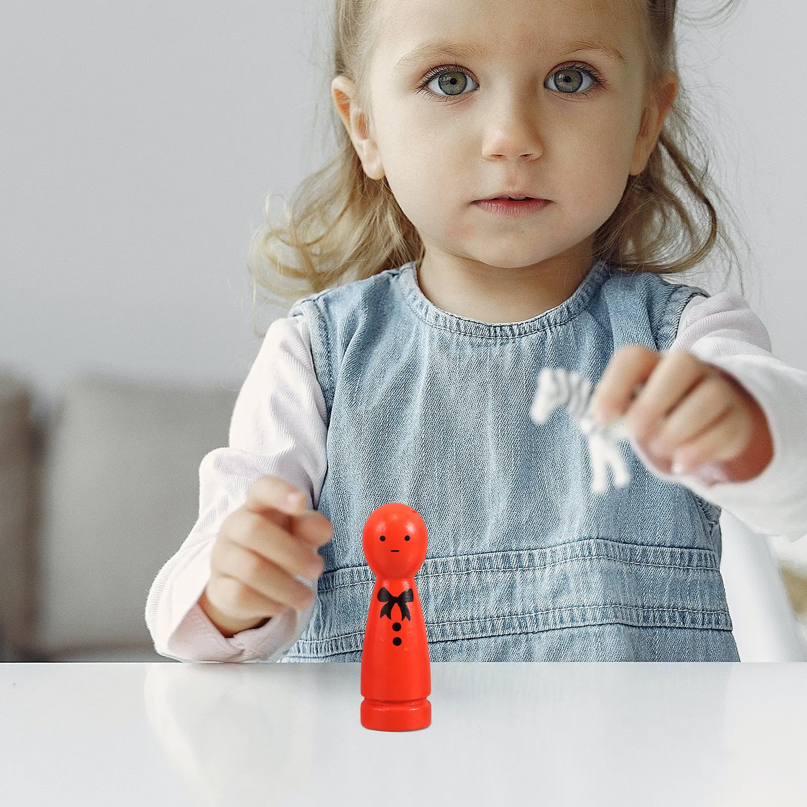 8Pcs 어린이 교육용 나무 못은 다채로운 Bowknot 디자인으로 인쇄되어 집에서 사용할 수 있는 창의력 역할 놀이 학습 세트를 향상시킵니다.