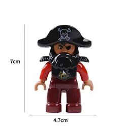 Deluxe City Action Figures Family Playset - Building Block Toys (Pirate)