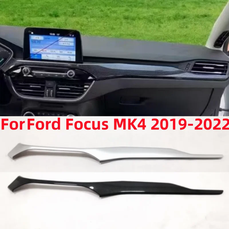 Varios accesorios simil Carbono interior Focus mk4