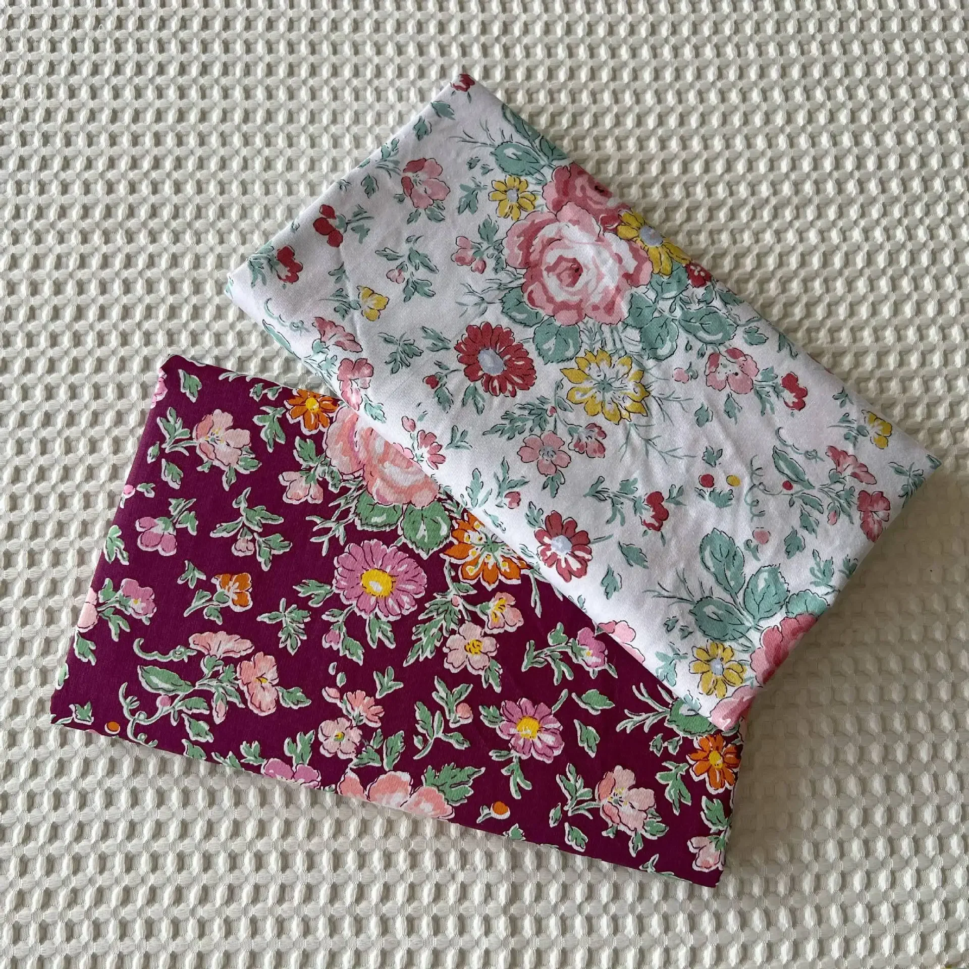 Pure Cotton Twill Printed Floral Fabric, 160x50cm – Ideal for Bedding, Handmade Crafts, and Decor