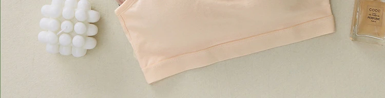 Description Picture 3 of itemOne-piece Cotton Underwear seamless Tank Tops No steel ring Underwear Solid Color Cotton Bra U-shaped back Bra Women Underwear
