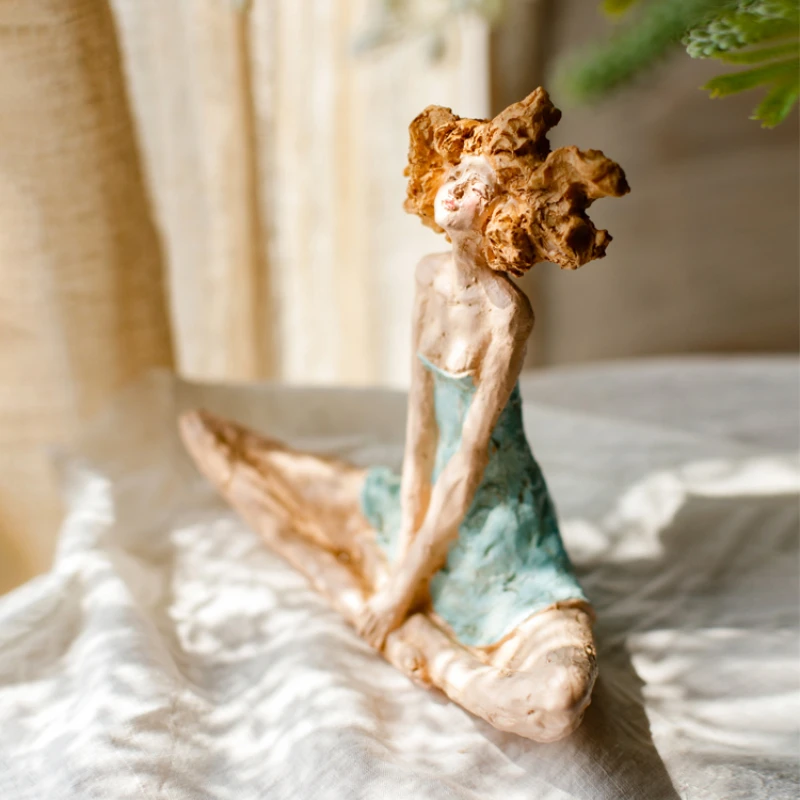 

Nordic Cross-legged Girl Resin Sculpture, Living Room Porch Study Office Desktop Decoration, Home Abstract Handicraft Decoration