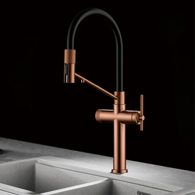 ก๊อกน้ำครัวแบบ 3-in-1 สีเทาปืนทองเหลือง รุ่นโมเดิร์น แบบรูเดียว พร้อมตัวกรองน้ำแยกต่างหาก ก๊อกน้ำแบบดึงออกได้  แบบผสมน้ำร้อนน้ำเย็น 2