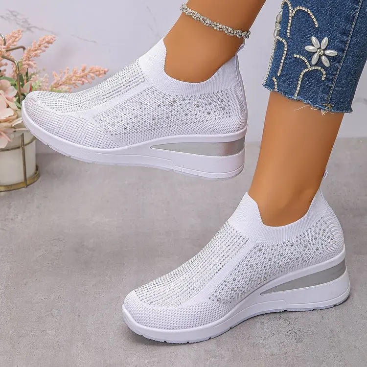 Damen-Sneaker mit Strass-Verzierung und Keilabsatz, Slip-On, Atmungsaktive Walkingschuhe, Bequeme Plateau-Keilabsätze für Alltägliche Freizeitkleidung – Detail 7