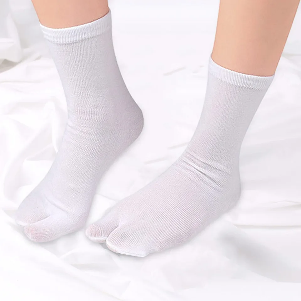 Unisex Japanese Tabi Toe Socks for Summer Comfort