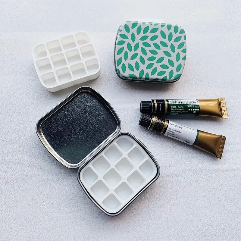 Watercolor Paint Palette 12 grid Mini Tin Box Portable Travel Painting Paint Tray