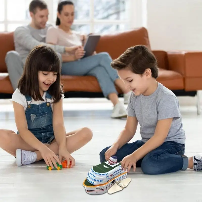 Y88D Classical Wind Up Cruise Ship Toy Nostalgic Collectible Toy for Kids Home Decors
