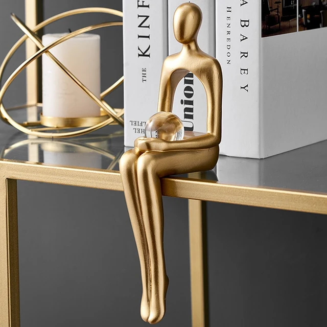 Statue abstraite de penseur, sculpture de figure, petits ornements, statue de résine, décor de bureau d'or à la maison 2