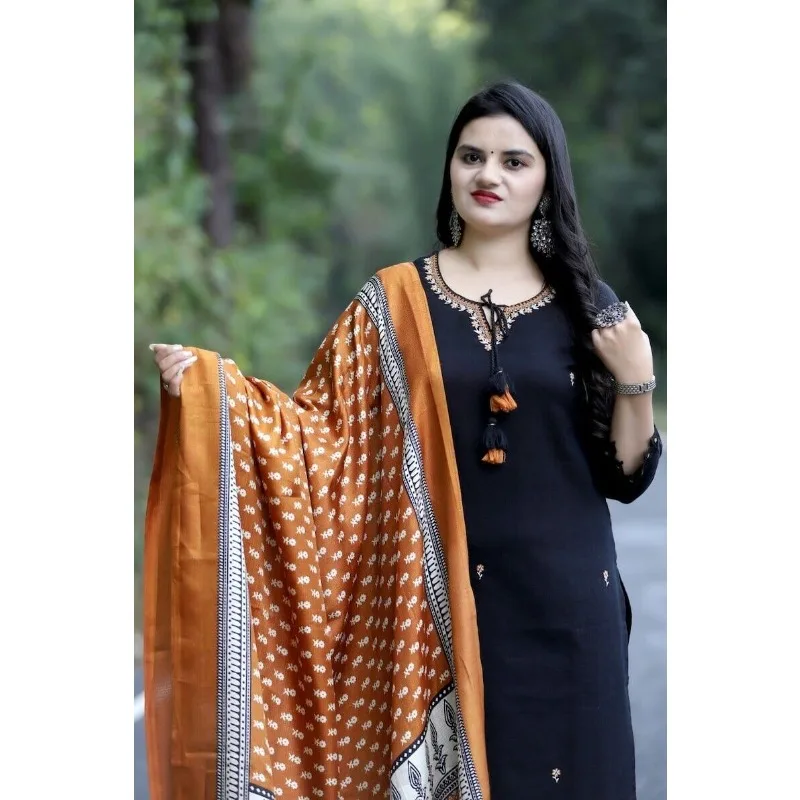 Buy Black Georgette Kurti With Net Lehenga Online - LSTV03162 | Andaaz  Fashion