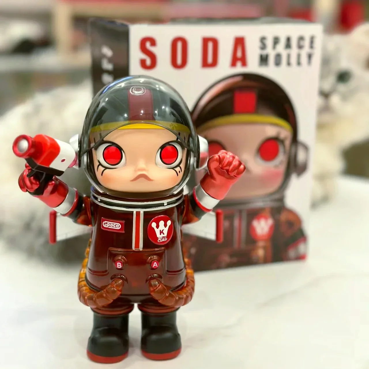 

Molly SODA Space Molly Figure Toys Red and White Doll Art Toy Special Collection Home Car Decoration