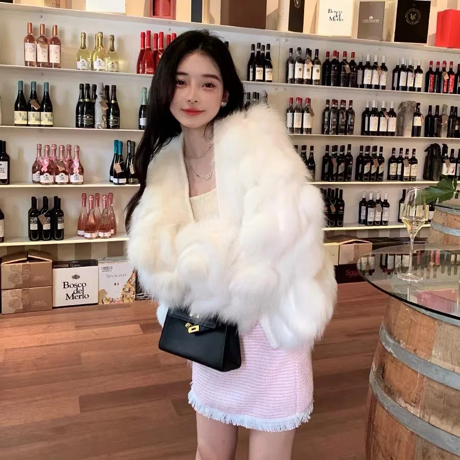 

European sexy V-neck long sleeve white real fox fur coats and jackets