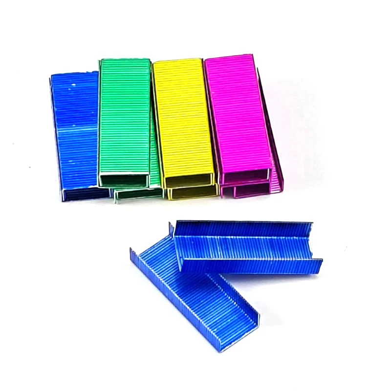 Colored 12# 24/6 Staples 12x6mm Metal Staples Each Pack 800Pcs 4 Colors Deli 0211 Office, Cultural And Educational Suppli 1 Pack staple nails set