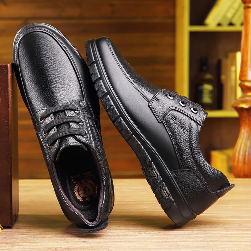 Hot Sale Men Genuine Leather Casual Shoes Soft Sole Lace-up Luxury Brand Middle-aged Old Man Dad Lightweight Loafers Shoes 2