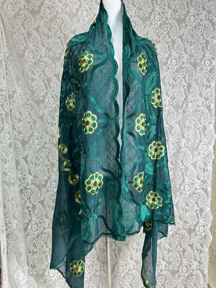 Großhandel 2mx1m Floral gemusterte ethnische Spitzenschals Muslime Bunte afrikanische Baumwolle Hijab Schals Crinkled Jersey Schals Sommer – Detail 33