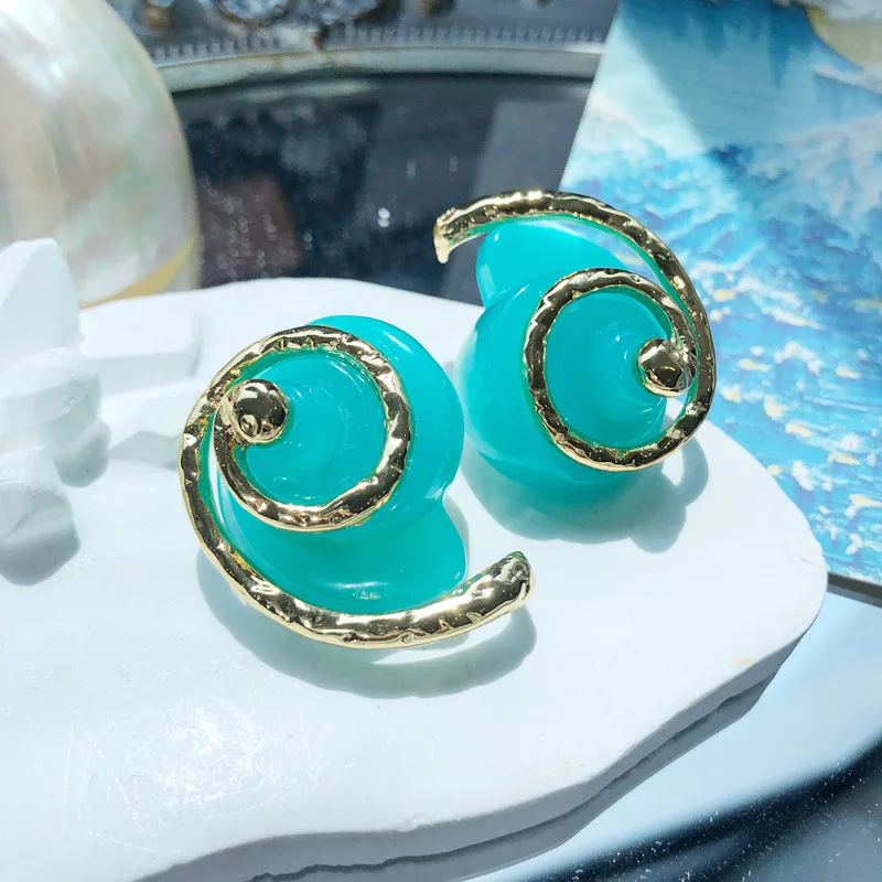 French Vintage Qing New Ocean Blue Series Conch Gold Plated Ear Studs and Ear Clips