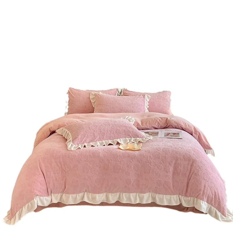 

Winter Milk Flour Four Piece Set Coral Flour Quilt Cover Thickened Double Flannel Anti Static Bed Use