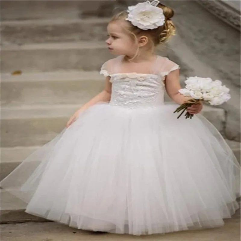 

Lovely Tulle Lace Decal Sleeveless Princess Flower Girl Dress Wedding Party Beauty Pageant First Communion Dresses Dream Kids